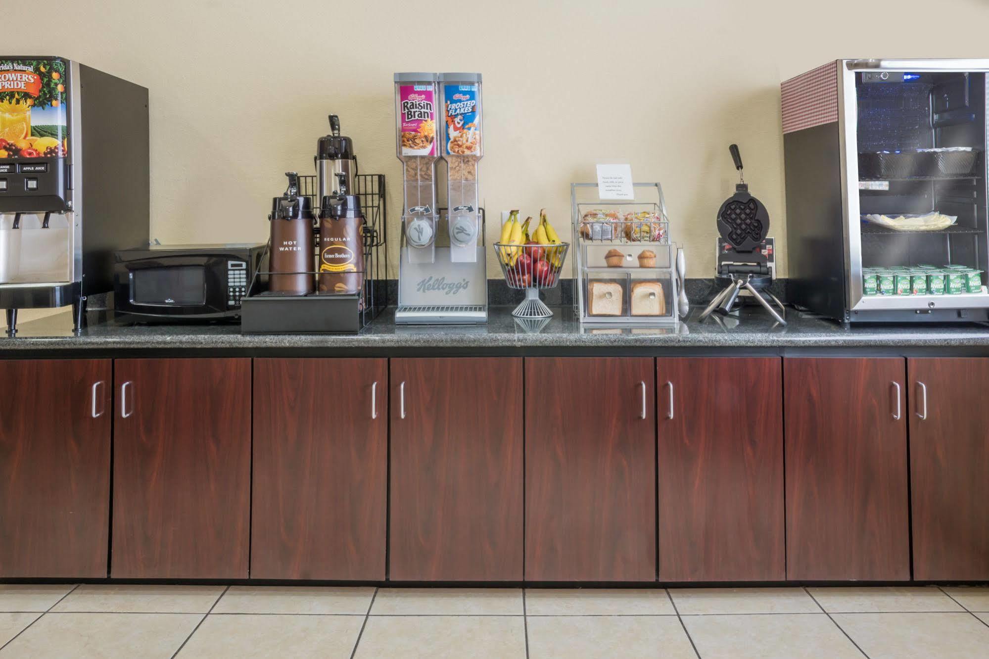 Super 8 By Wyndham Harker Heights Killeen - Fort Cavazos Exterior foto